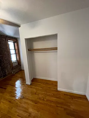 Rented by Best Apartments North Inc | media 19