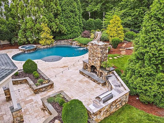 2nd image of 6324 Poplar Forest Dr