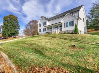 1111 Vestal Ct, Greeneville, TN 37745