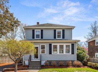 33 Catalpa Ave, Riverside, RI 02915