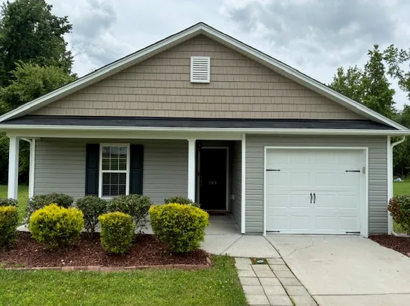 249 Christopher Dr, Burlington, NC 27217