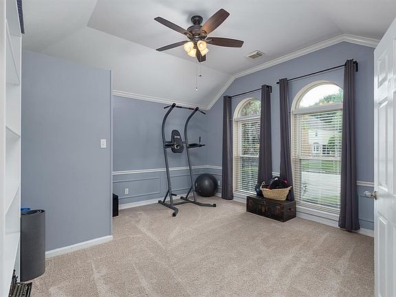 5th image of 4303 Meadow Forest Ln