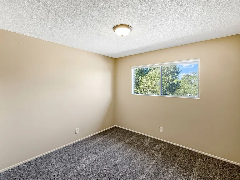 The Garden Apartments — Photo 18