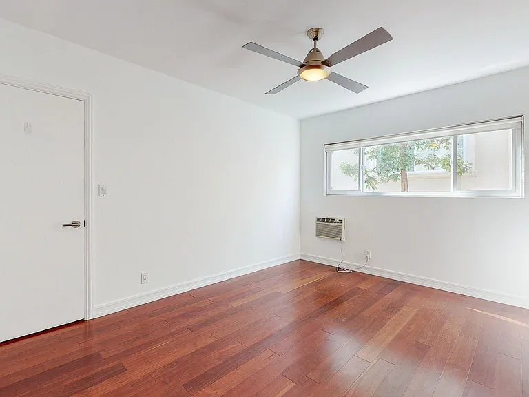 1737 Butler Ave #2 — Photo 7