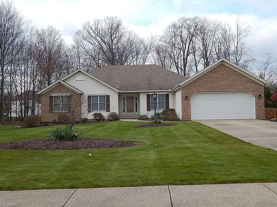 1st image of 3032 Darien Ln