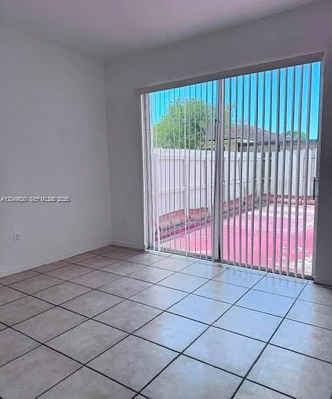 11102 SW 236th Ter — Photo 4