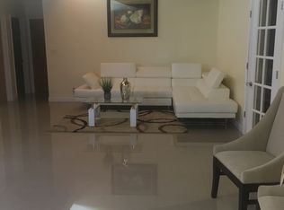 1805 W 63rd St, Hialeah, FL 33012