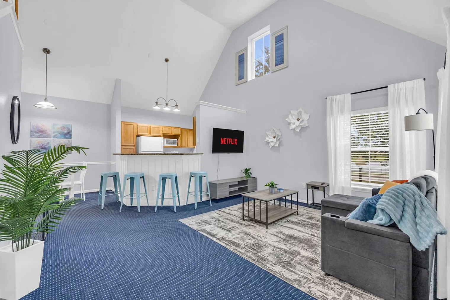 2 bed, 1.0 bath, 1194 sqft, $4,346 — Photo 4