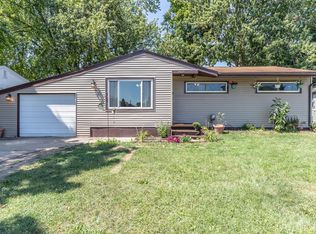 2921 Andrew Ave, Lansing, MI 48906
