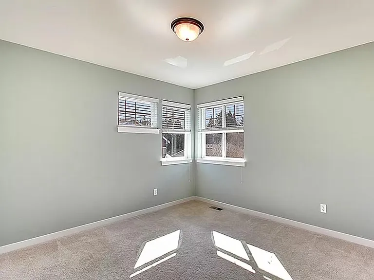 16552 NE 118th Way — Photo 12