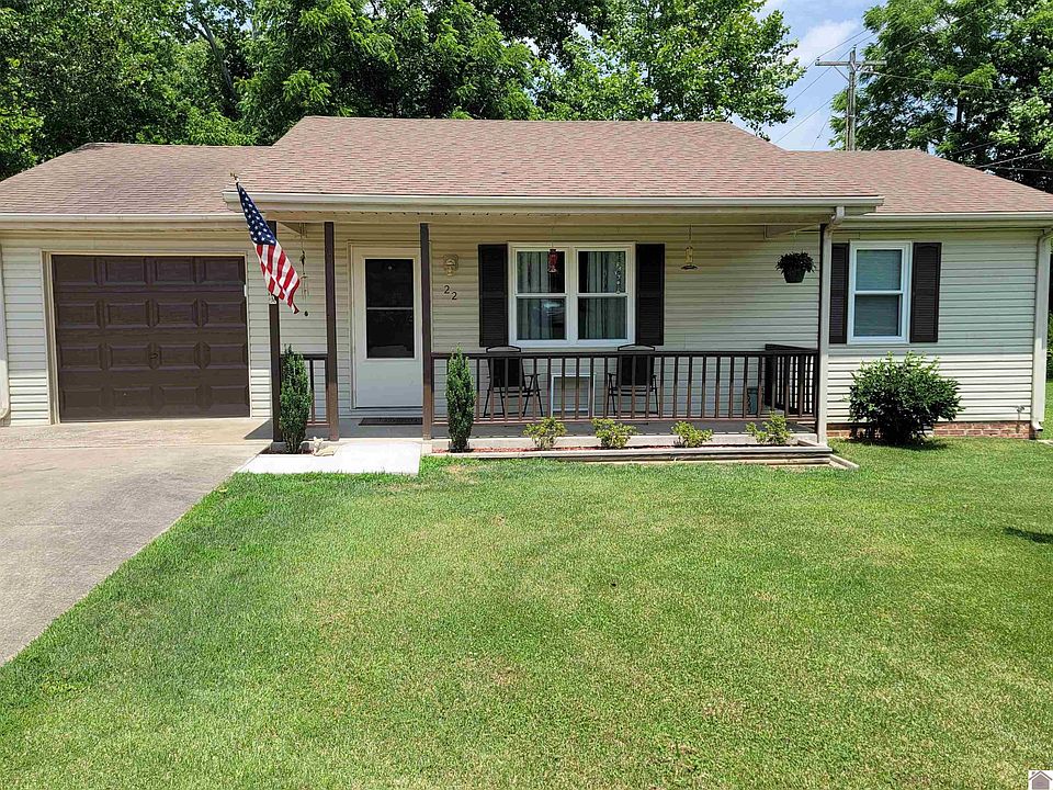 1st image of 22 Pebble Dr