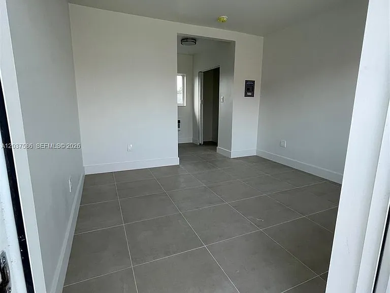 2196 Ali Baba Ave #6 — Photo 2