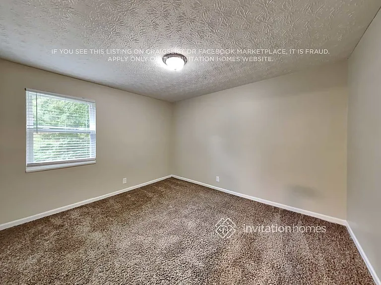 940 Woodbridge Dr NE — Photo 12