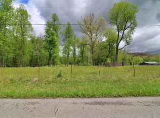 Nydeck Rd, Robbins, TN 37852