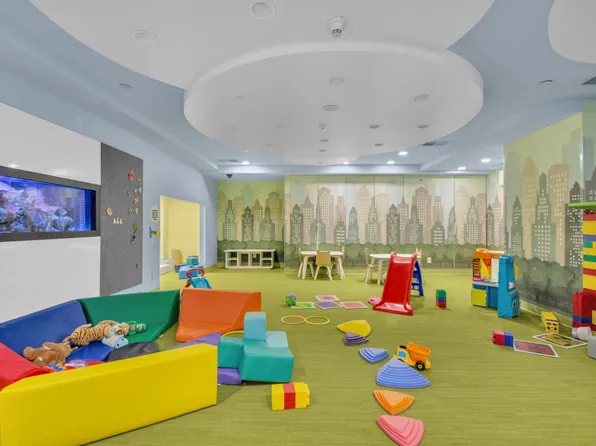 333 Rector Place image 10 of 11