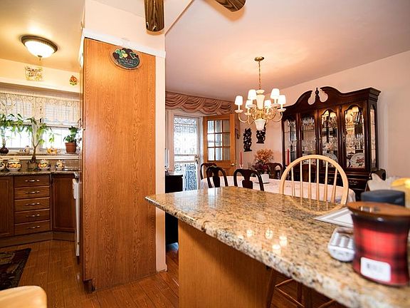 4th image of 4032 Bruner Ave