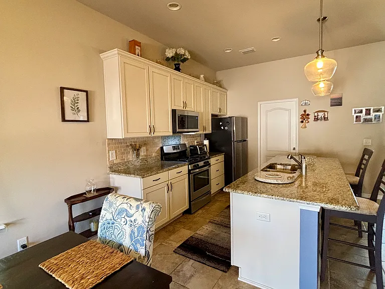 2732 SW 118th Ter — Photo 7