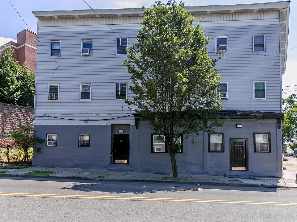 26 Belmont Ave #1