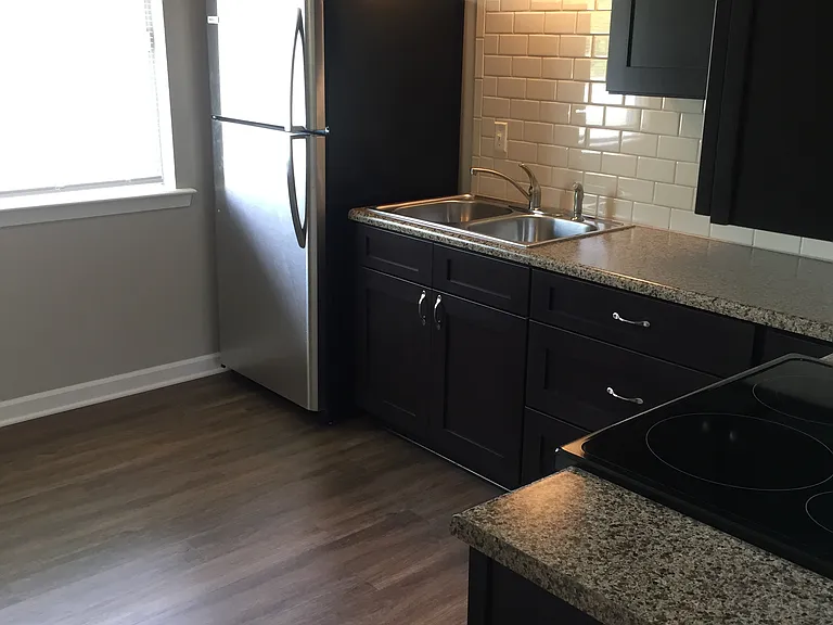 3 NE Eastridge Ct #A — Photo 2