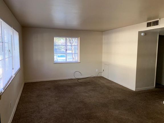 2nd image of 114 Knox St APT 11