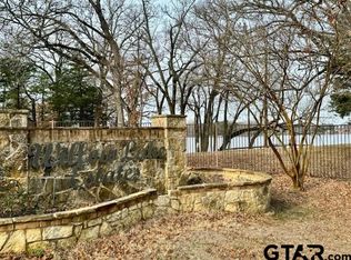 485 Eastshore Dr, Wills Point, TX 75169