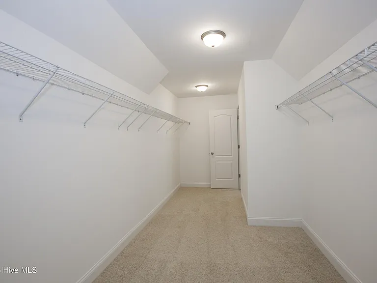 660 Avenue Of The Carolinas — Photo 58