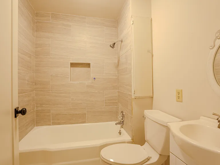825 Cumberland St — Photo 19