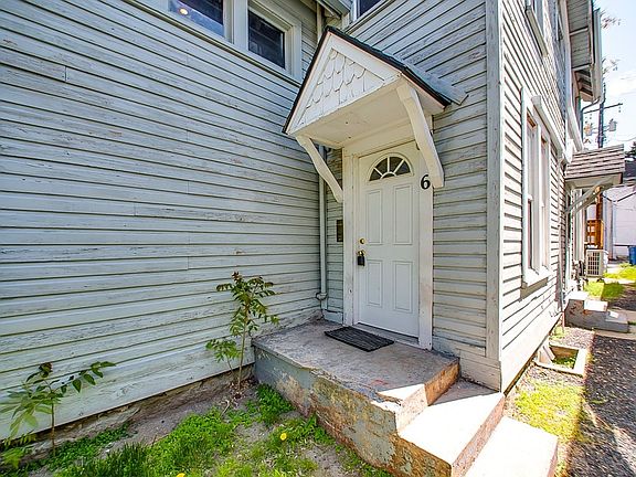 2nd image of 1315 W Jefferson St APT 6