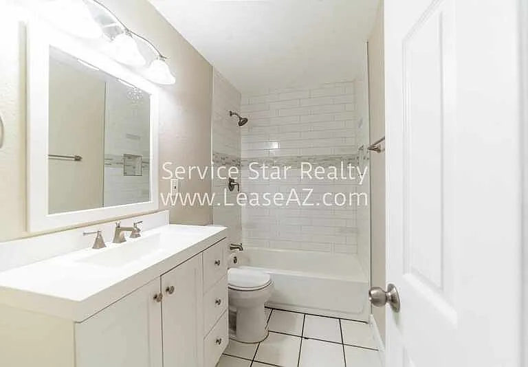 5460 W Palmaire Ave — Photo 14
