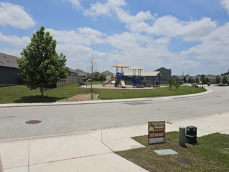 228 Gabriels Bluff Dr — Photo 5