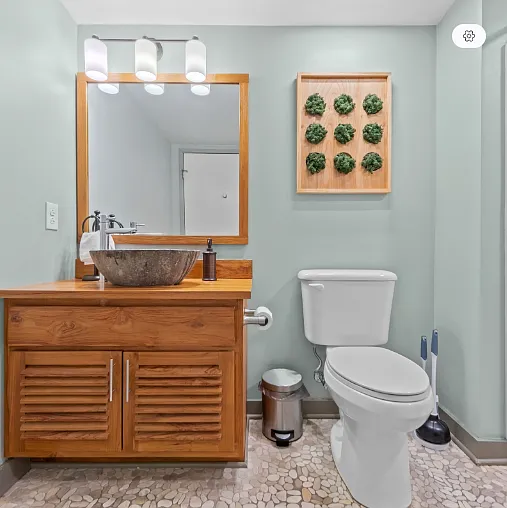2125 Superior Ave E #205 — Photo 8