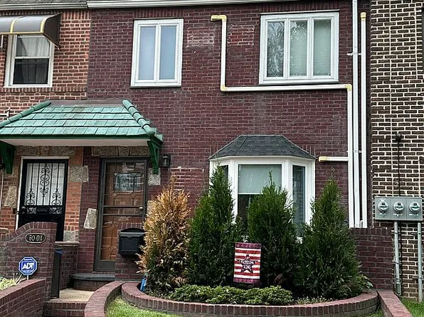 6004 79th St, Middle Village, NY 11379