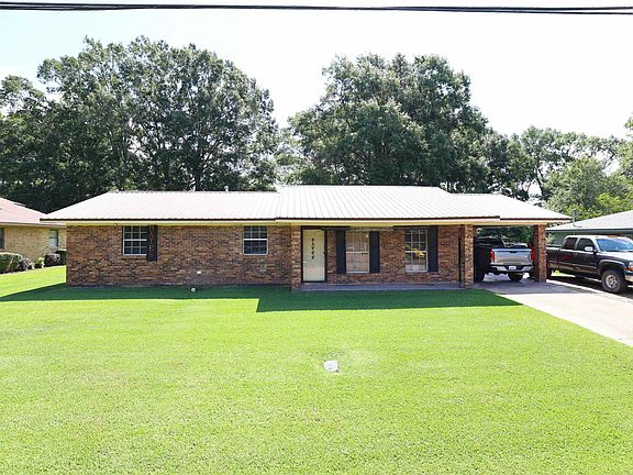 3rd image of 1009 Lotus Dr