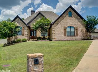 4 Durango Cv, Maumelle, AR 72113