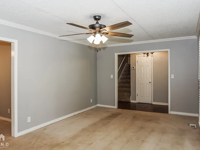 11313 Mountaincrest Dr SE — Photo 14