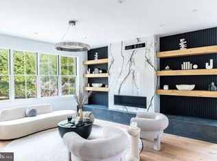 112 Righter St, Philadelphia, PA 19128