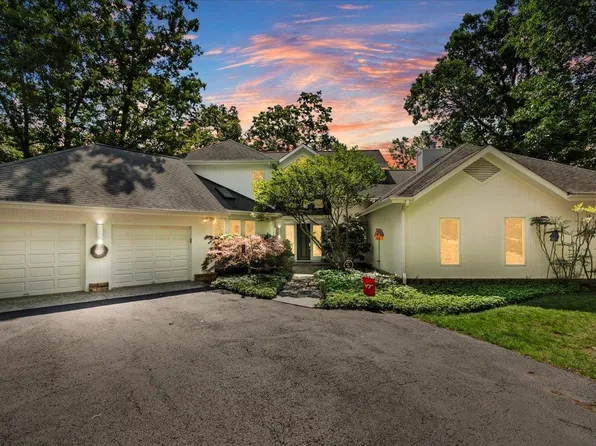 545 Wood Haven Ct, Blacksburg, VA 24060