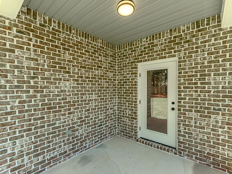 1404 Hickory St — Photo 37