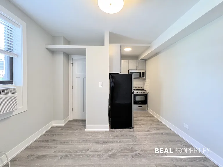 505 West Belmont Ave — Photo 62