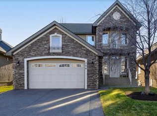 106 E Cranleigh Ter SE, Calgary, AB T3M 0G2