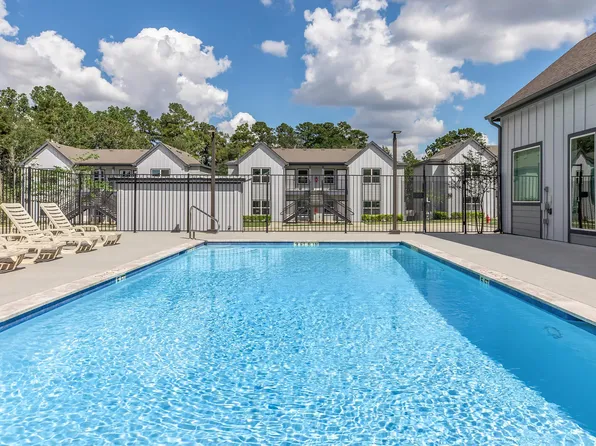Argo Pointe Apartments