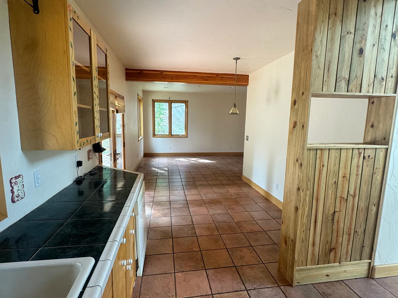 3 bed, 2.5 bath, 1607 sqft, $3,500 — Photo 4