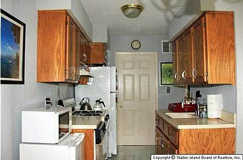 4th image of 177 Monahan Ave