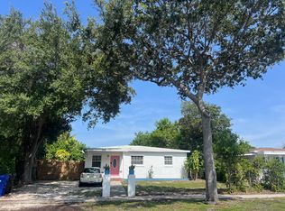 15741 NE 14th Ave, North Miami Beach, FL 33162