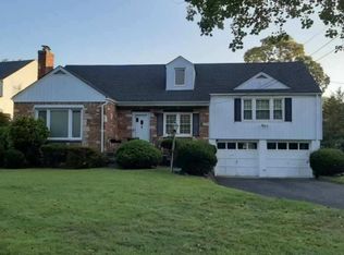 88 Meadowbrook Rd, Plainfield, NJ 07062