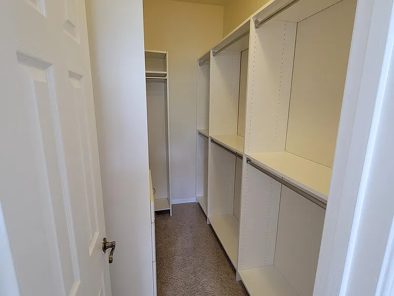3031 SE Lexington Lakes Dr #203 — Photo 18