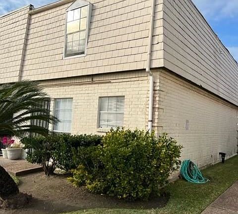2nd image of 6201 Ranchester Dr APT 11