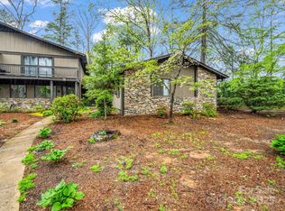 54 Laurelwood Cir W UNIT 24, Hendersonville, NC 28791