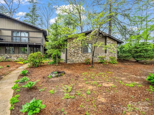 54 Laurelwood Cir W Unit 24, Hendersonville, NC 28791