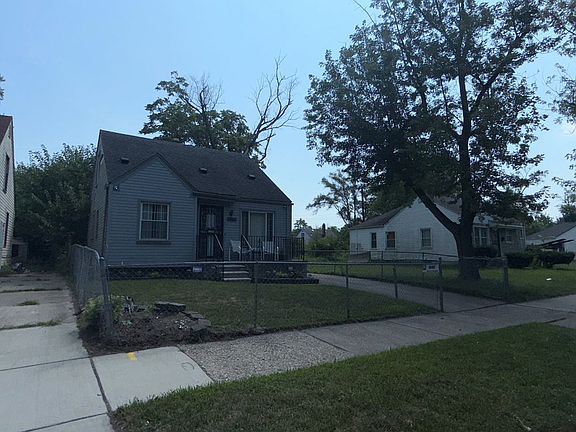 3rd image of 19460 Archdale St